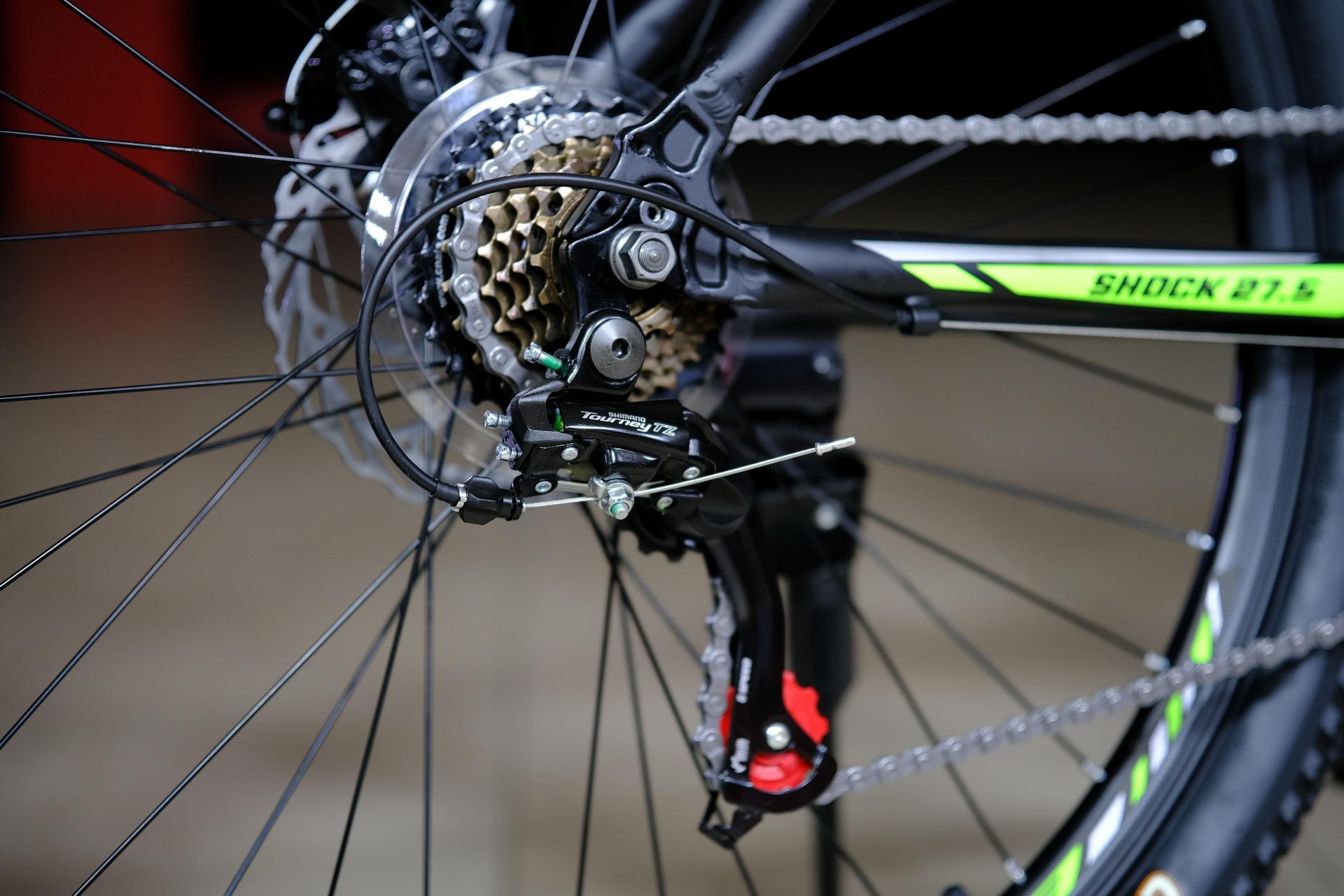 Задний переключатель Shimano Tourney TZ-500 оригинал 
 HOKE Shock 27,5 MD матовый чёрный-оранжевый 15